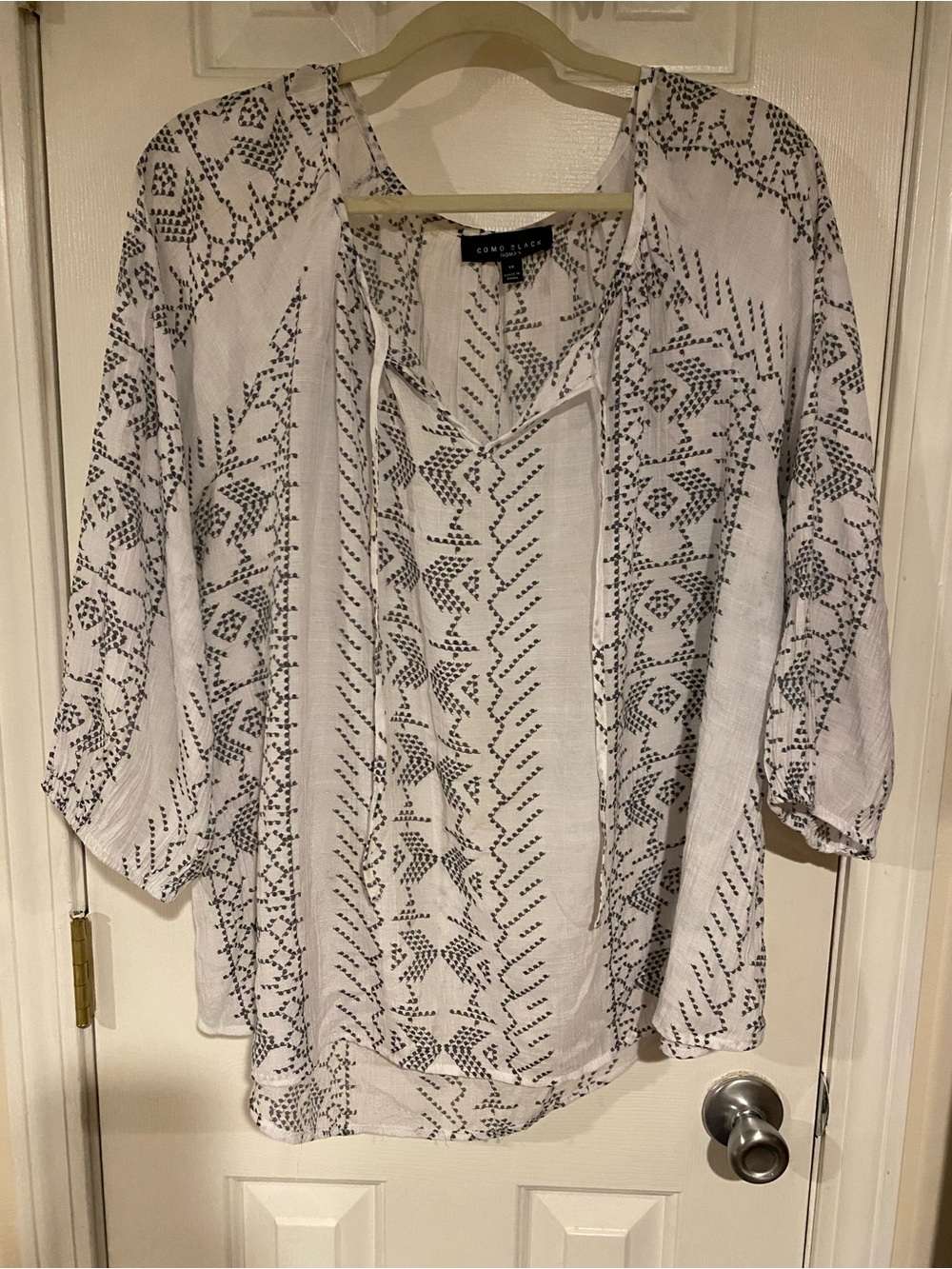 Lightweight White Patterned Women's Blouse by Como Black